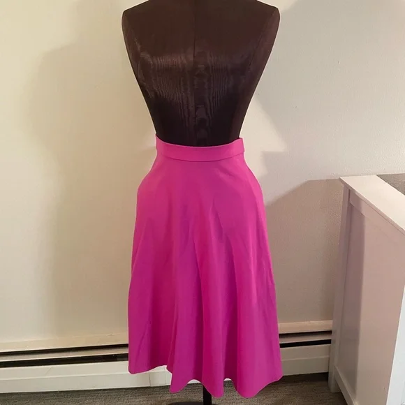 Pink Swing Skirt with Pockets! - Picture 1 of 3